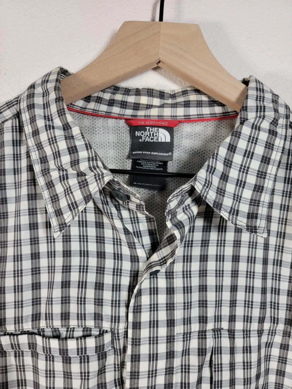 The North Face Mens Millstone Shortsleeve Button-Up Black and White Plaid Sz XL